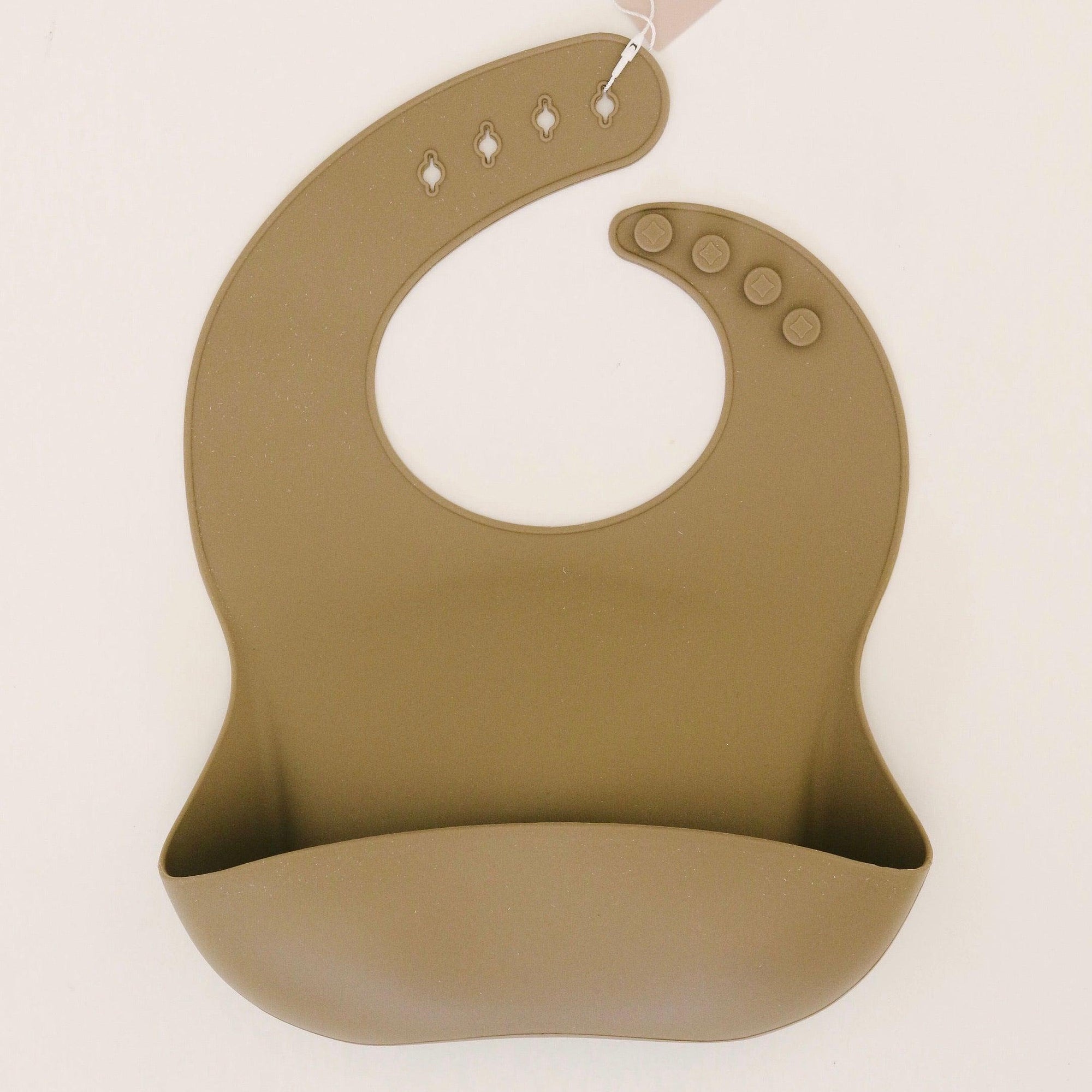 Rommer bibs are made from the softest silicone. They are both lightweight and durable. Rommer has updated the bib design to feature the reinforced button holes making them more resistant to tears.